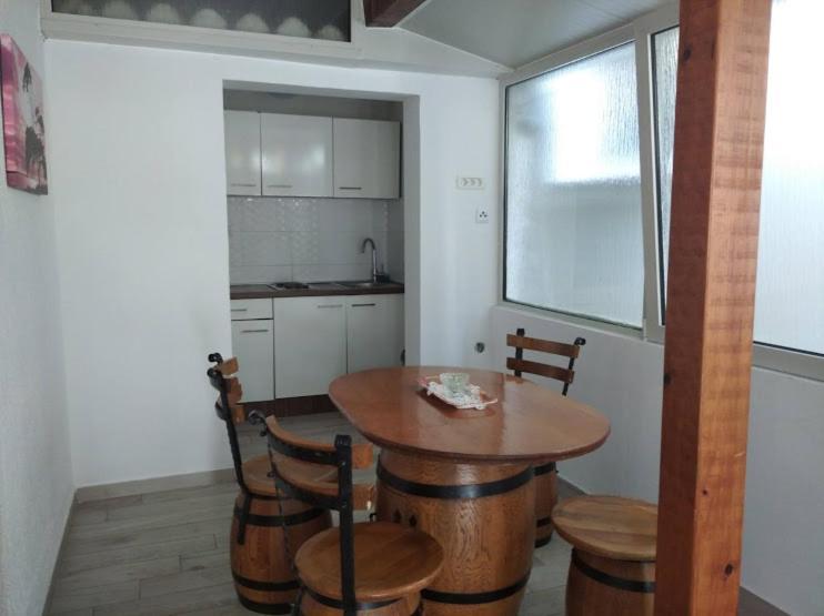 Apartments Obelix プーラ エクステリア 写真